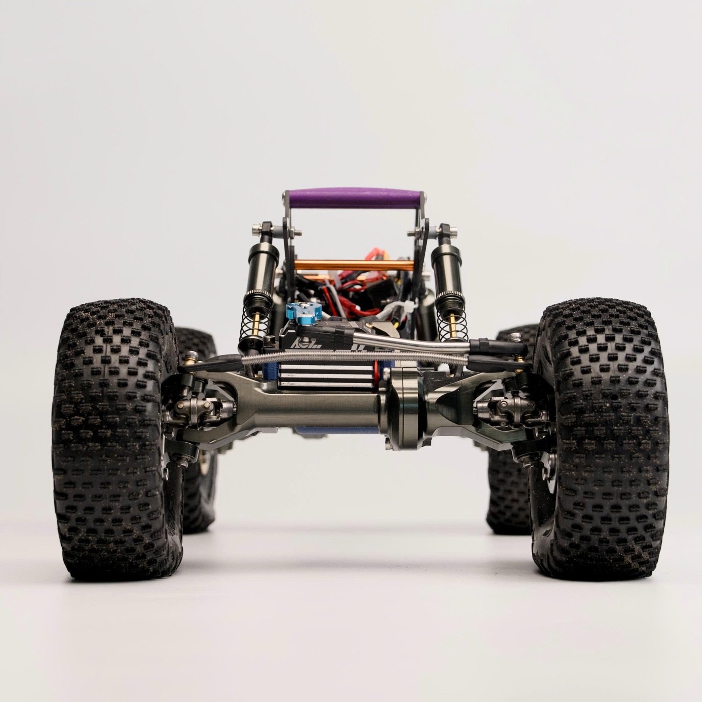 Front view of the 9C suspension